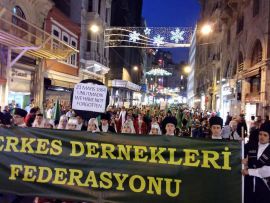 Soykırım ve Sürgününün 151. yıldönümü Rus Konsolosluğu Önünde Anıldı